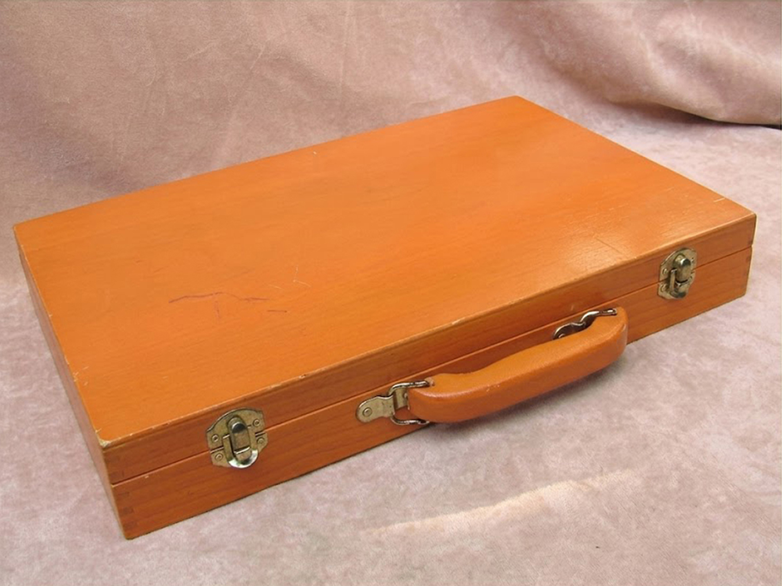 Cased set of Vintage fishing Lures